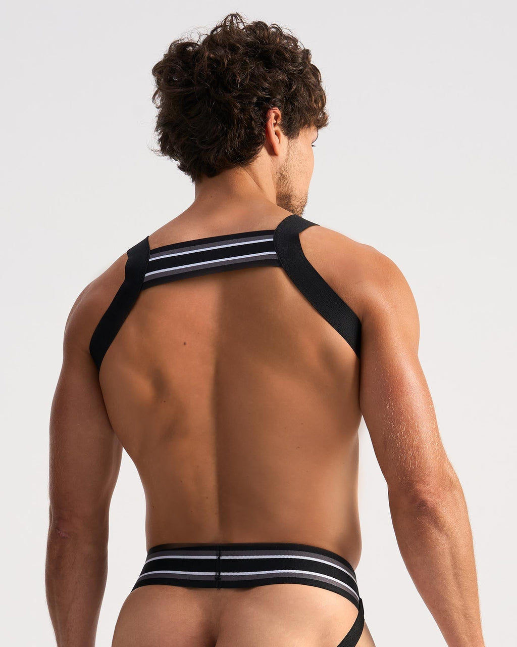 TEAMM8 Locker Room Harness - Jet