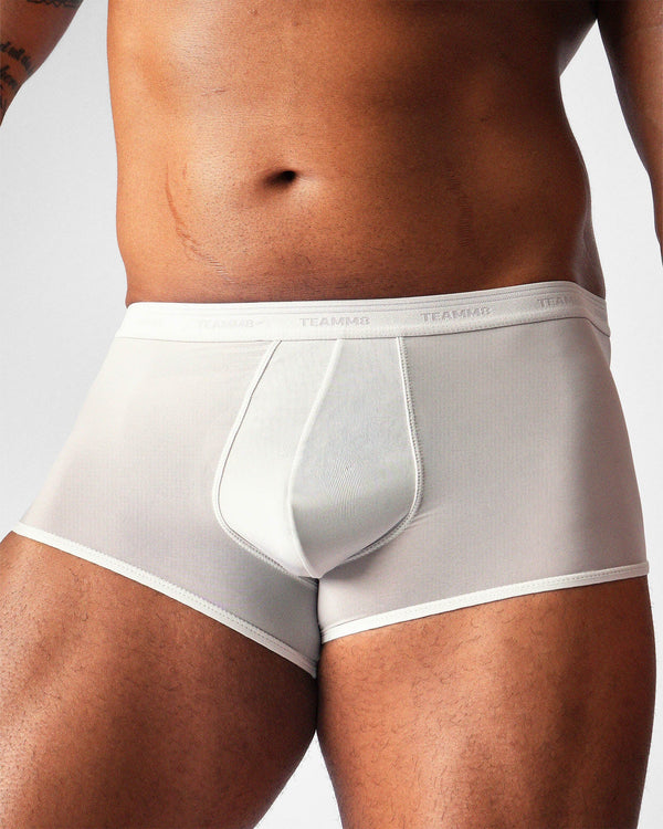TEAMM8 Allure Sheer Trunk - Platinum