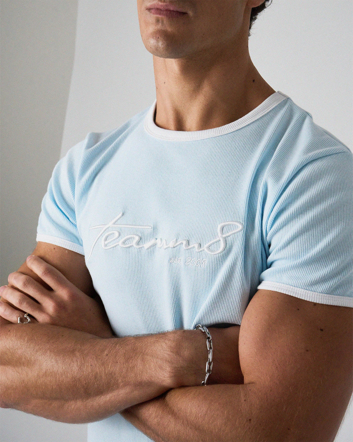 TEAMM8 M.V.P. Retro Cropped Tee - Arctic Blue