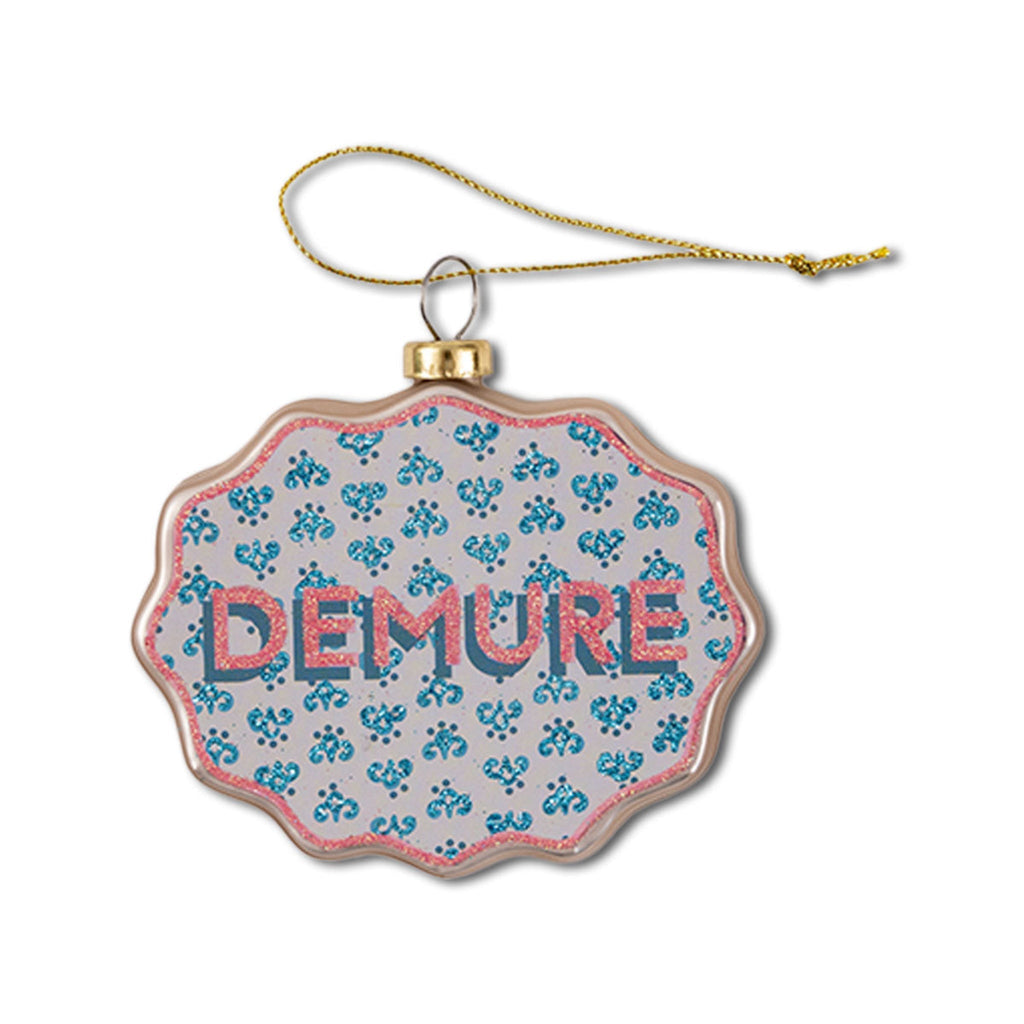 Scallop Ornament - Demure