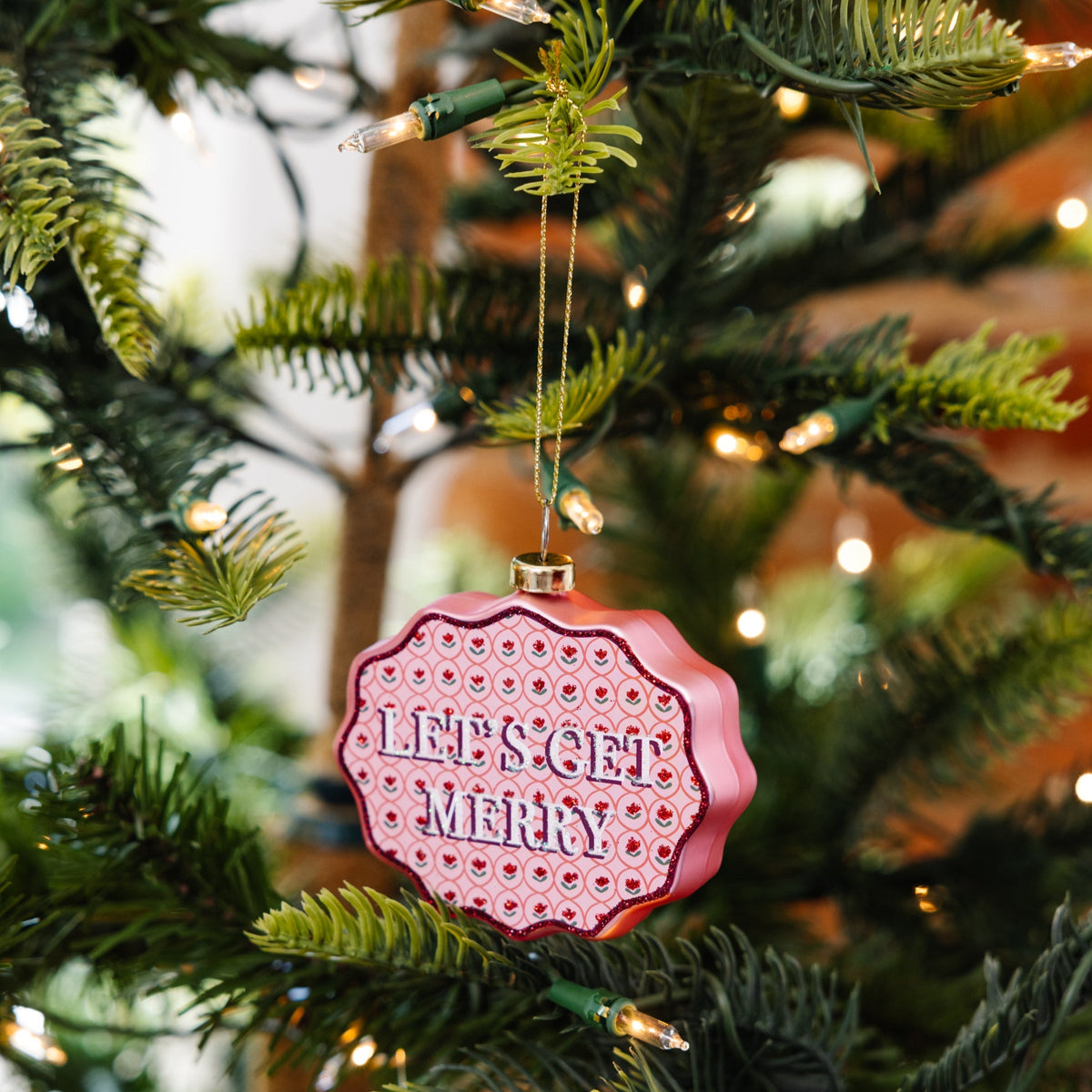 Scallop Ornament - Let's Get Merry