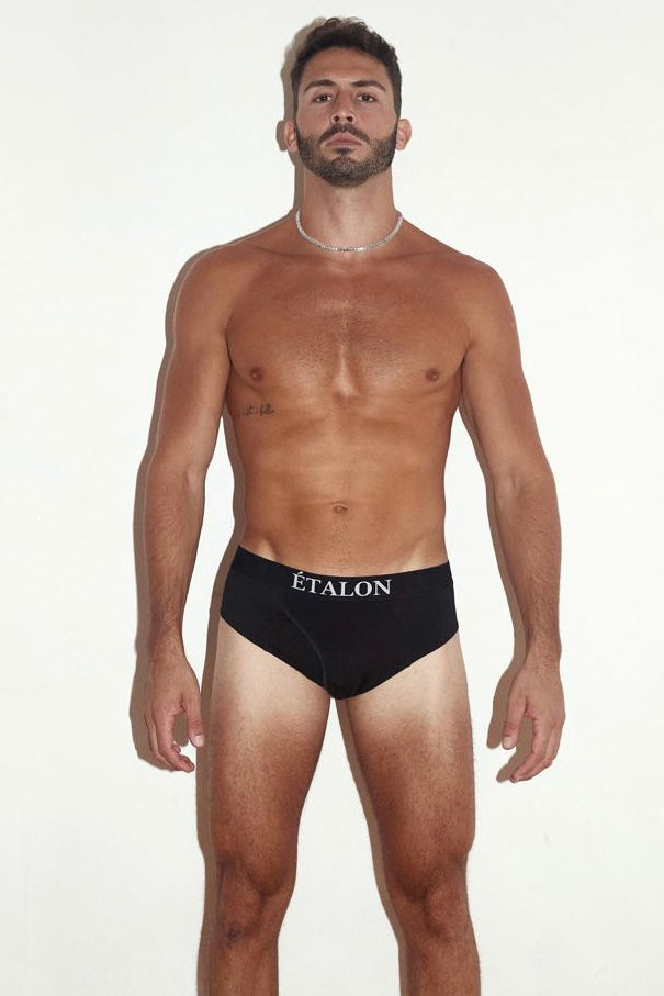 Étalon Signature Brief 00