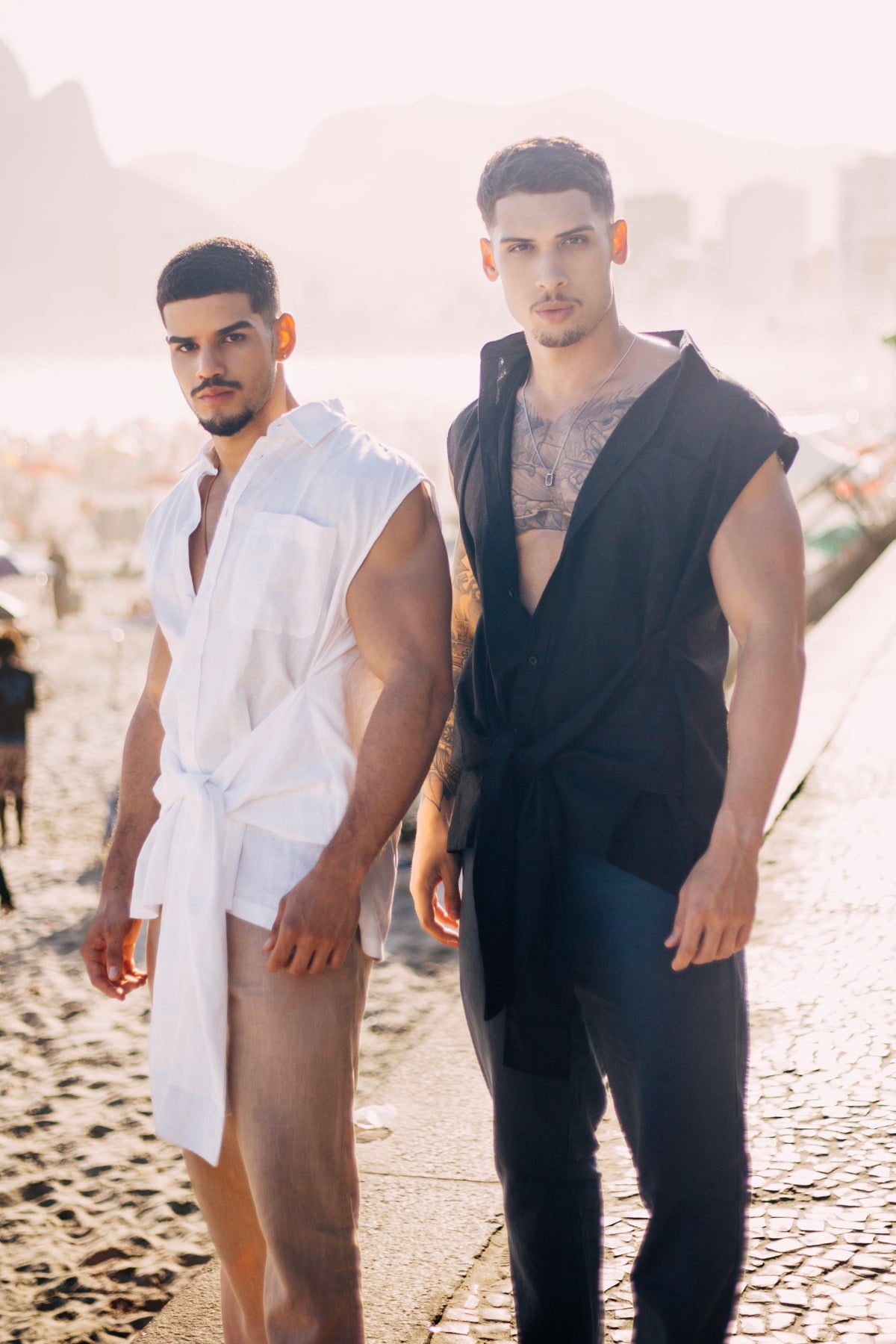 Tie Linen Sleeveless Shirt
