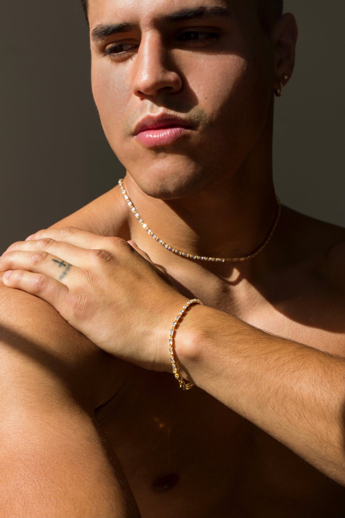 Baguette Choker