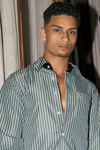 Global Anytime Button-Up 02