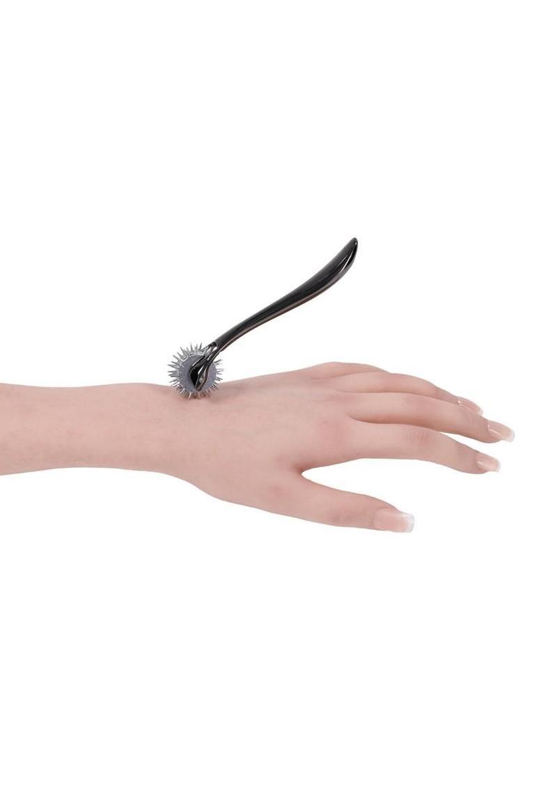 Signature Stainless Steel Wartenberg Wheel - Black