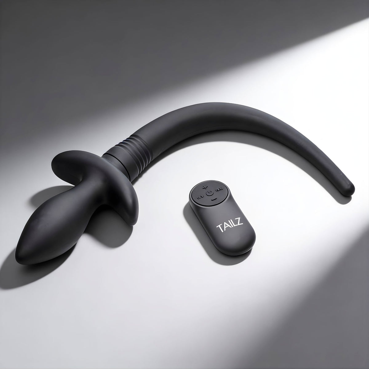 Remote Control Wagging and Vibrating Puppy Tail Anal Plug