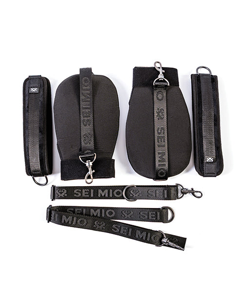 Sei Mio Strait Talking Mitten/Straight Jacket Set