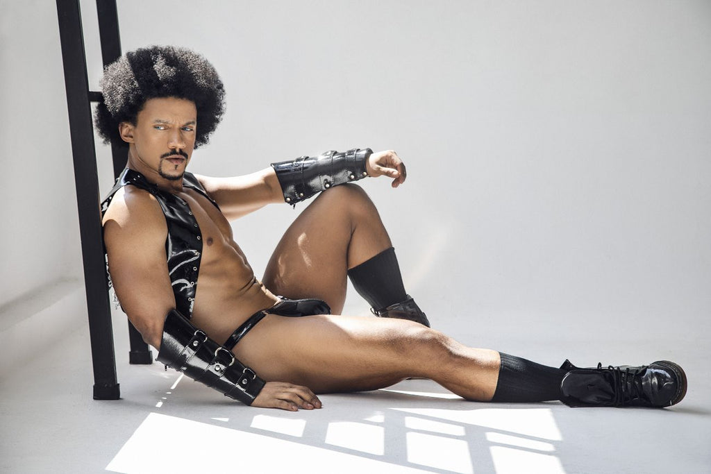 CandyMan Dom Thongs - Gloss Black