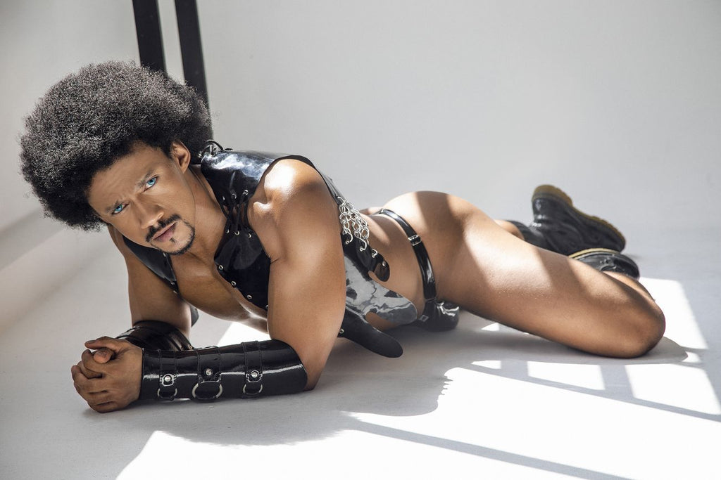 CandyMan Dom Thongs - Gloss Black