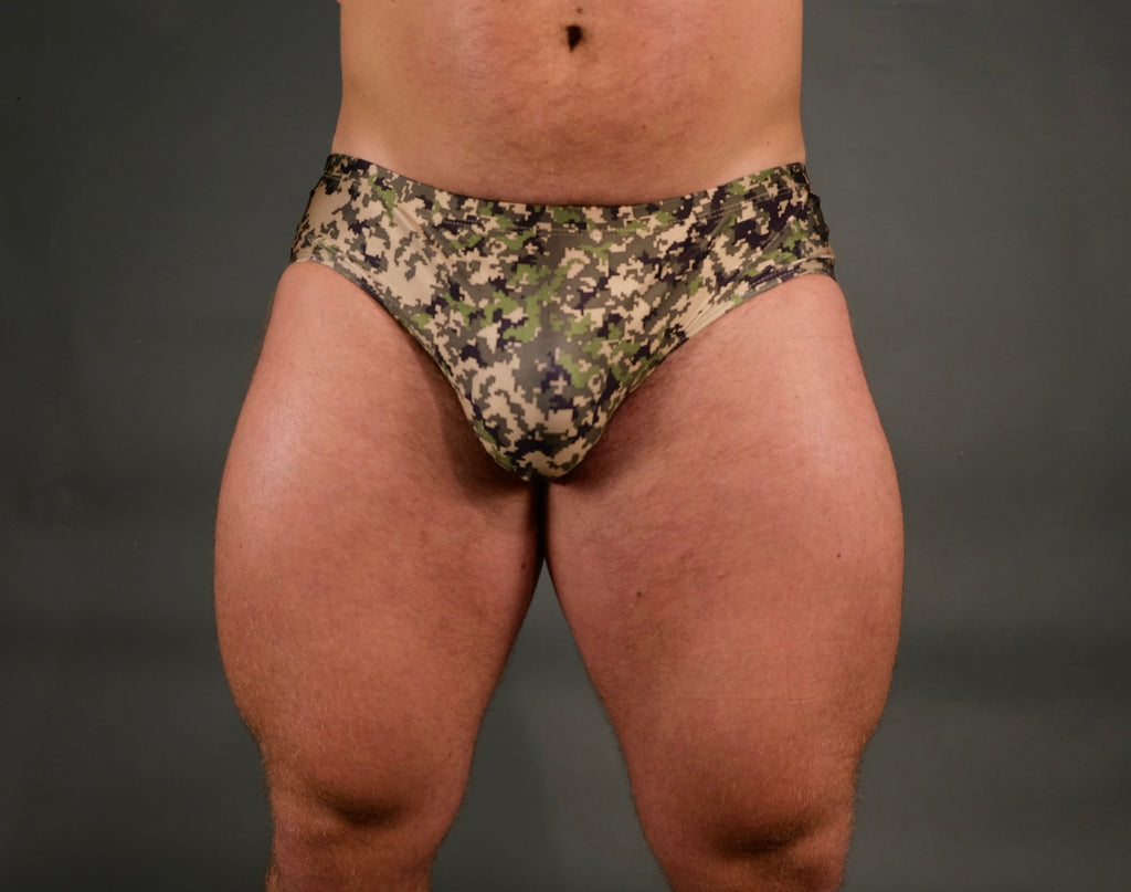 Alfons Dovana Camo Pixel Brief