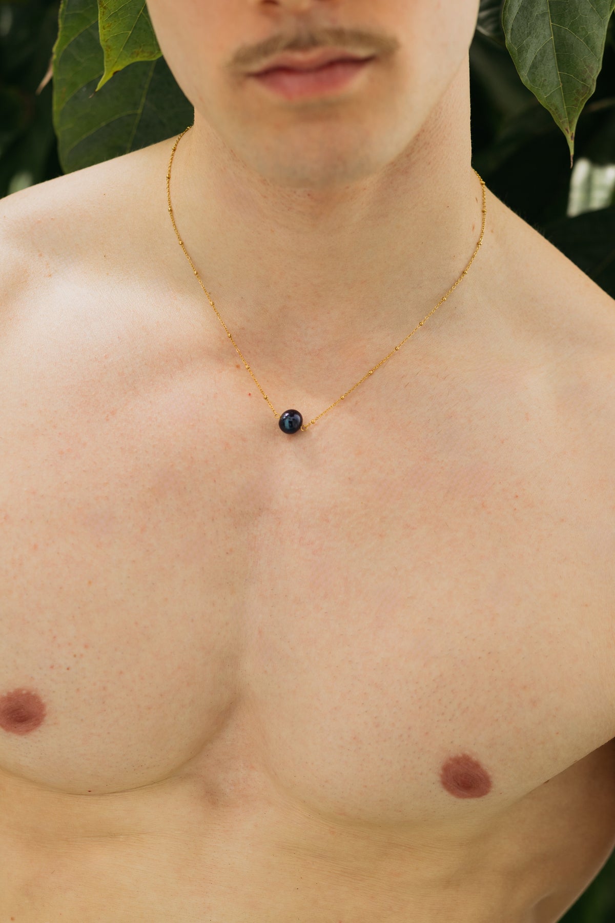 One Black Pearl Necklace