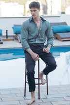 Global Anytime Button-Up 02