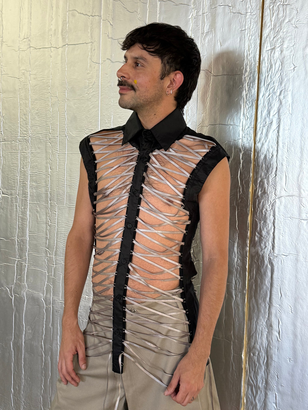GMBH SAM LACE SLEEVELESS SHIRT