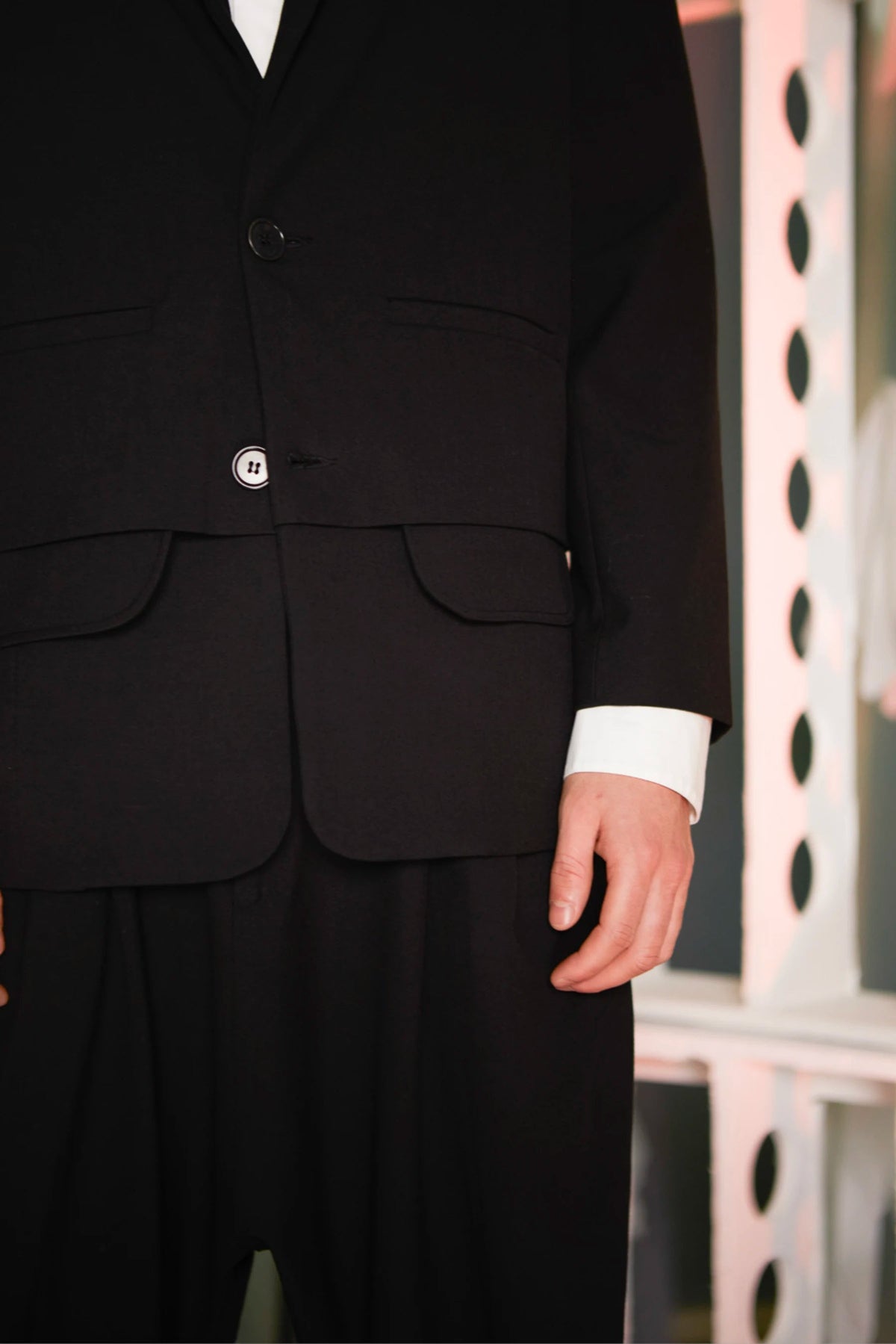 ANTS BLAZER BLACK  by Henrik Vibskov