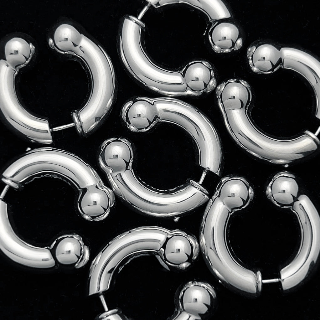 KISKA LAB MINI ALBERT PLATINUM EARRING