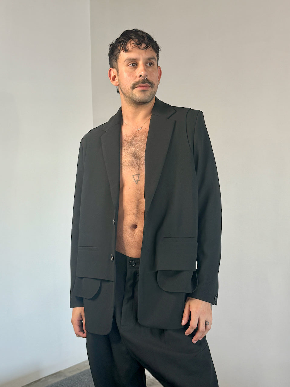 ANTS BLAZER BLACK  by Henrik Vibskov