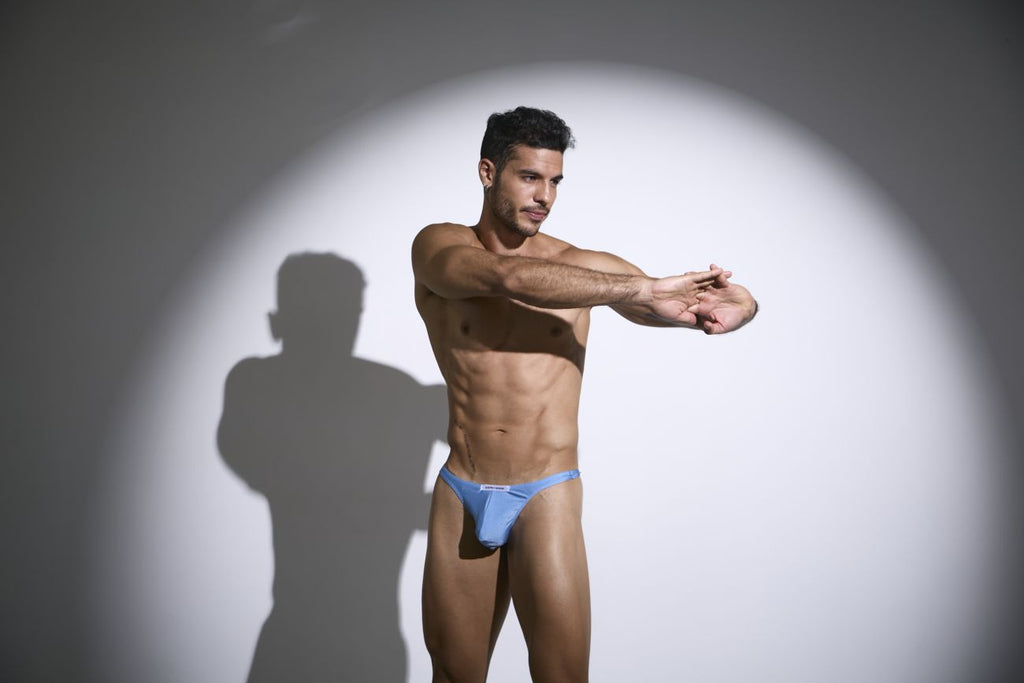 Justin + Simon Classic Thongs - Baby Blue