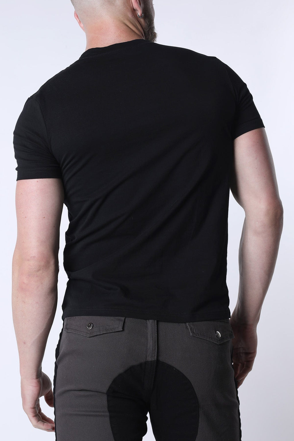 CELLBLOCK 13 Kennel Club DARK PUP Tee - Red