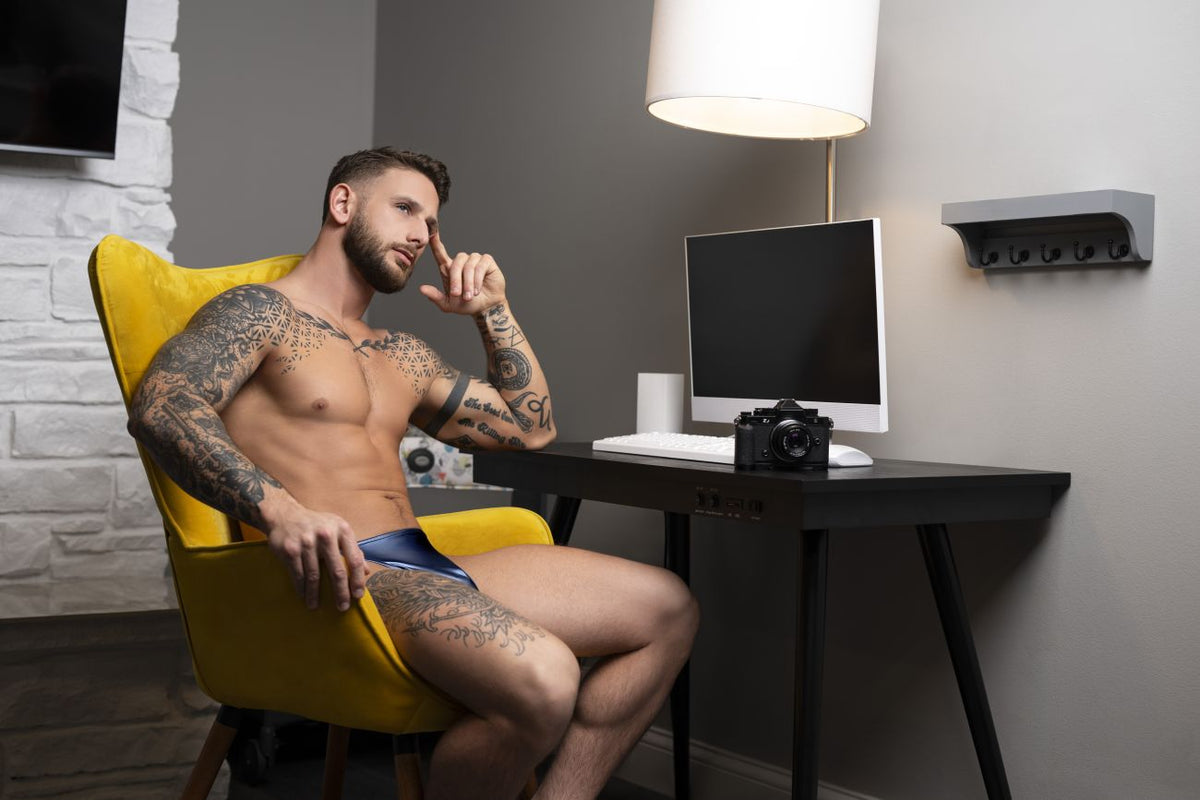 Male Power Liquid Onyx Bong Thong - Blue