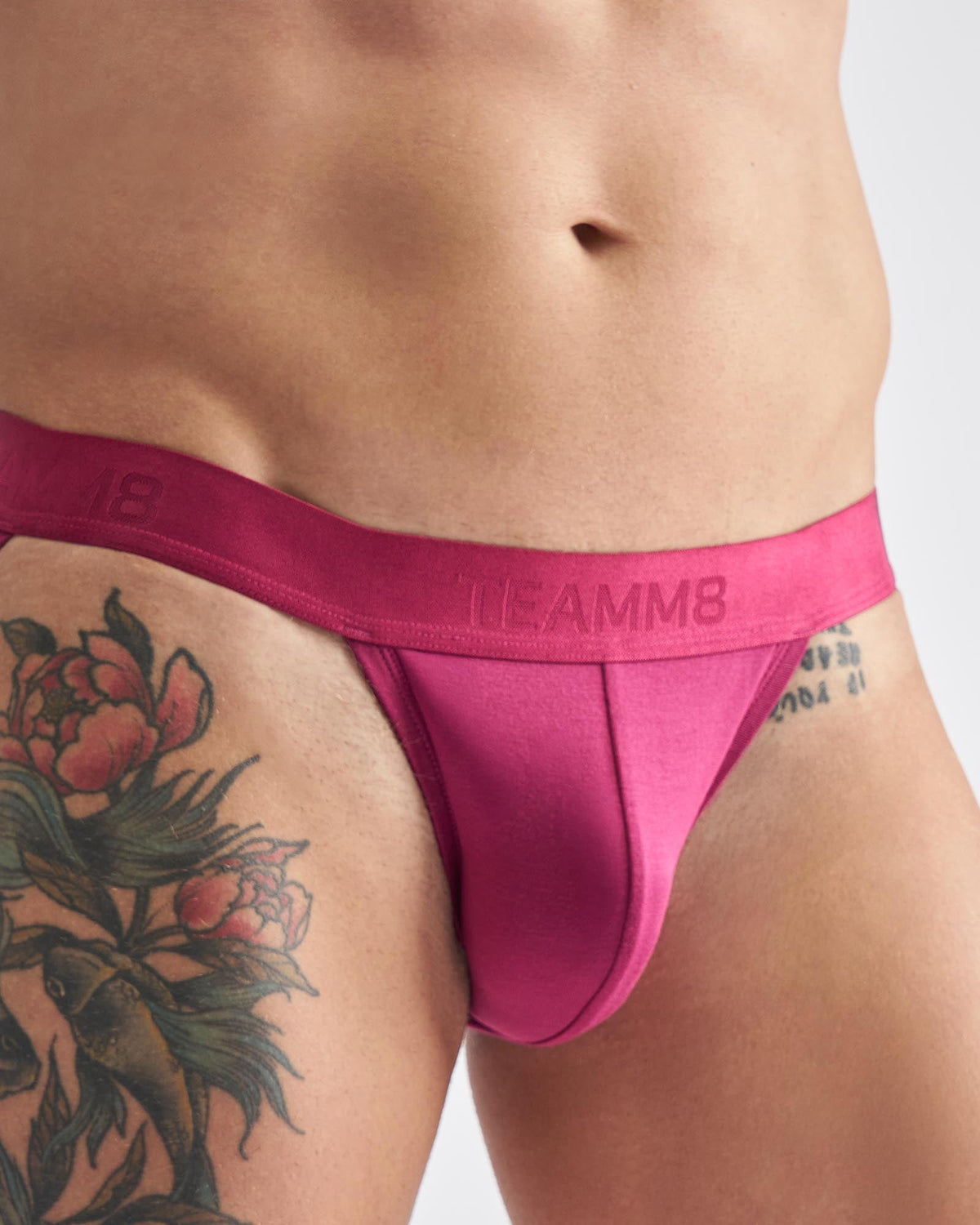 TEAMM8 Reign Sports Brief - Ruby