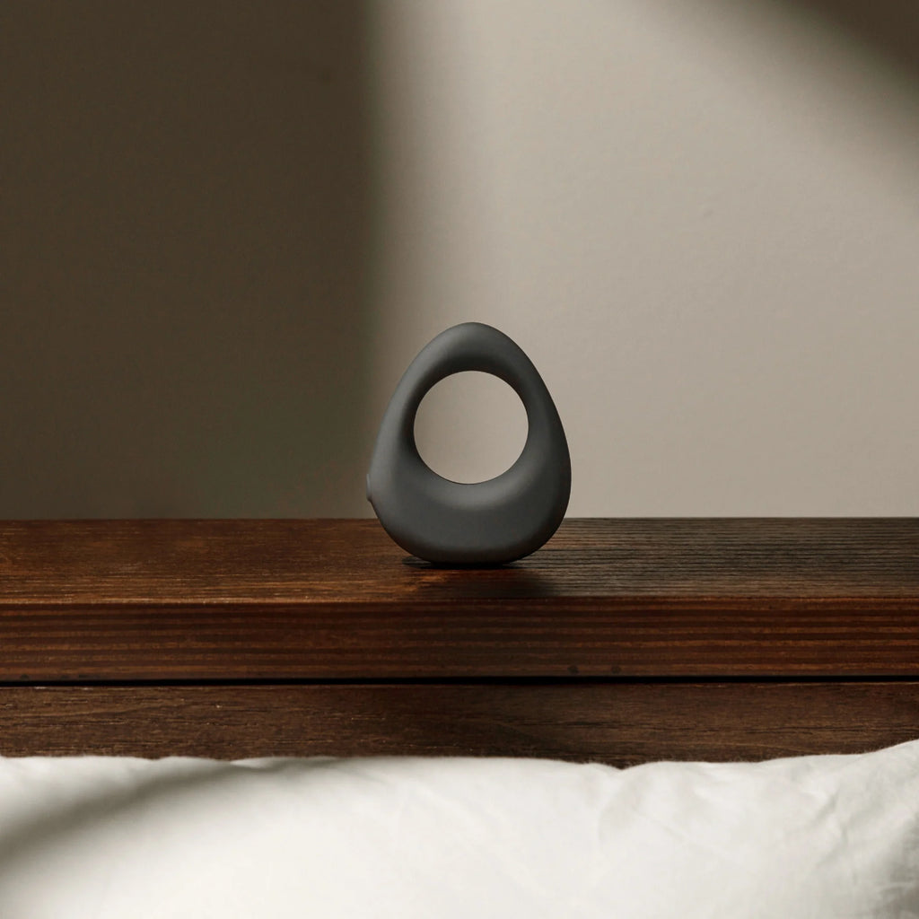 Maude BAND vibrating cock ring - Charcoal