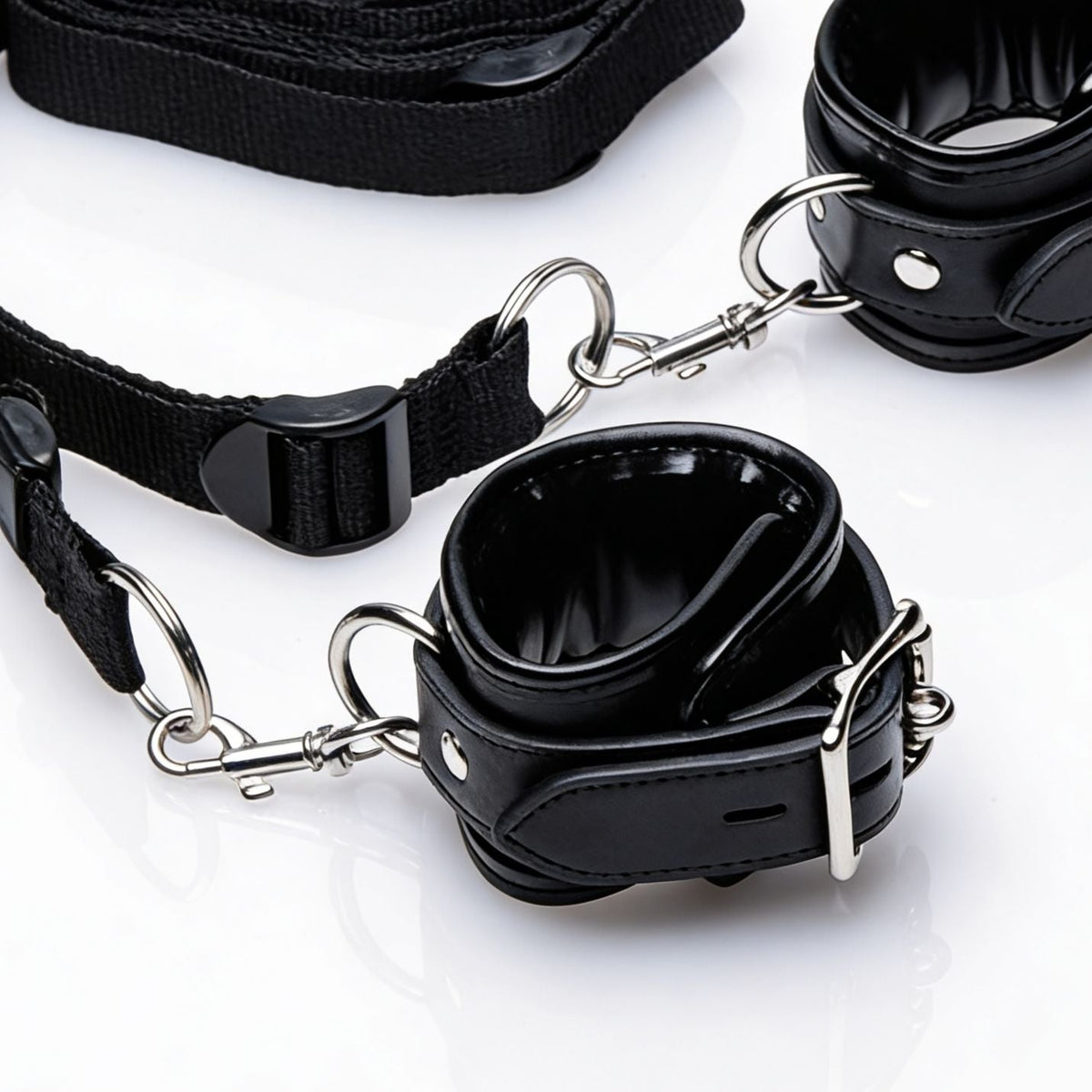 STRICT Deluxe Bed Restraint Kit