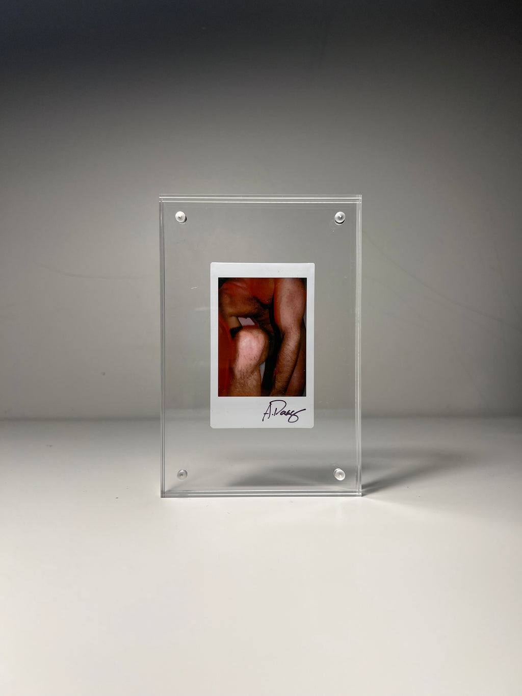 Albert Daag, red light, 2024