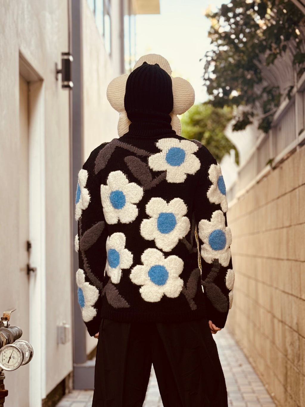 WALTER VAN BEIRENDONCK FLOWER BALACLAVA OFF-WHITE