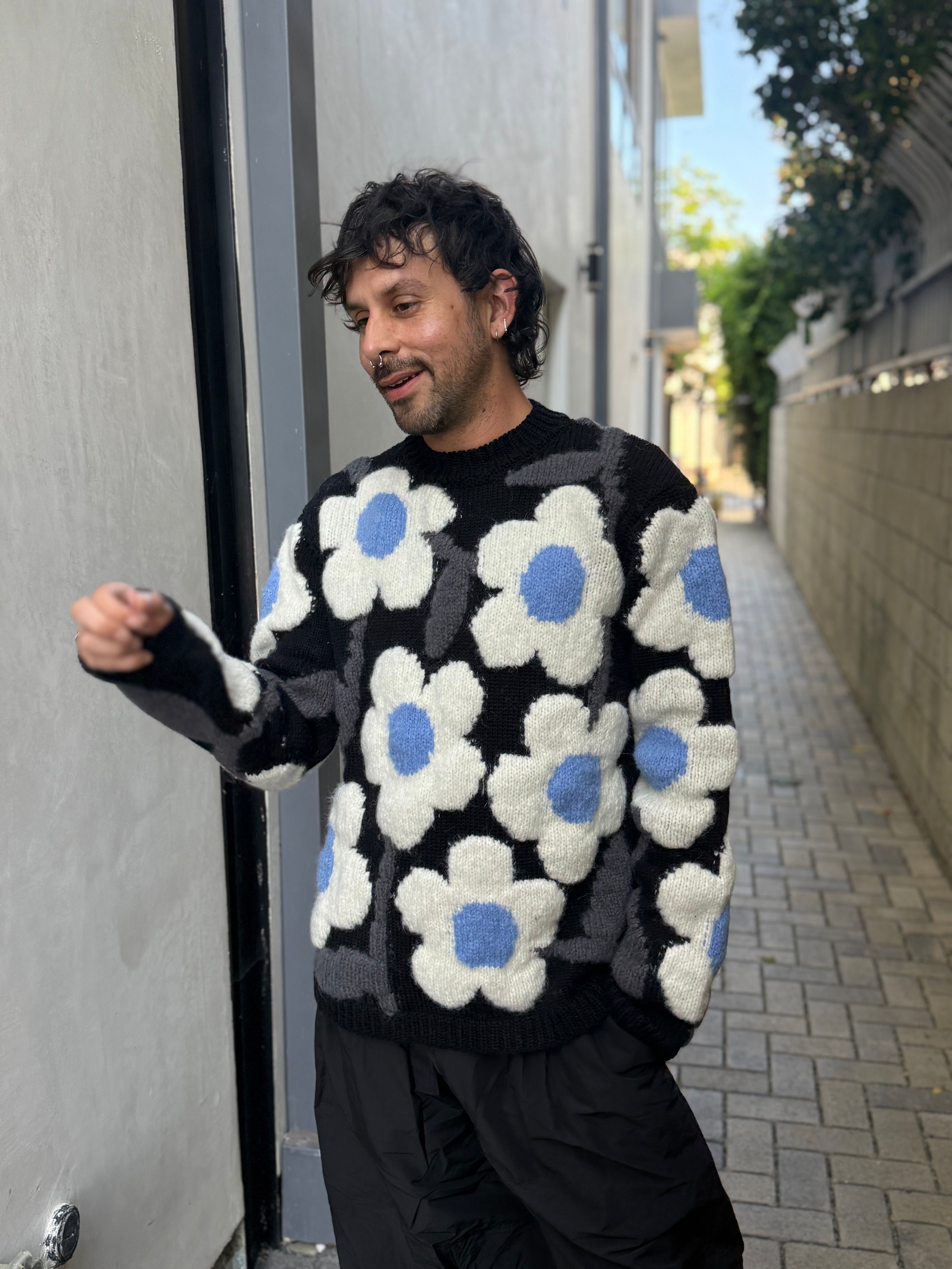 WALTER VAN BEIRENDONCK FLOWER POWER KNIT BLACK
