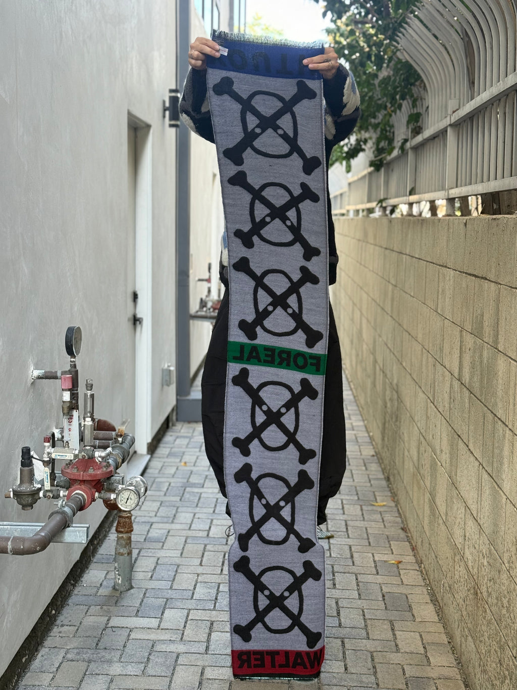 WALTER VAN BEIRENDONCK YOUTH SCARF BLACK