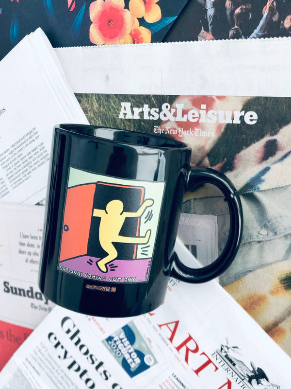 KEITH HARING NATIONAL COMING OUT DAY MUG BLACK