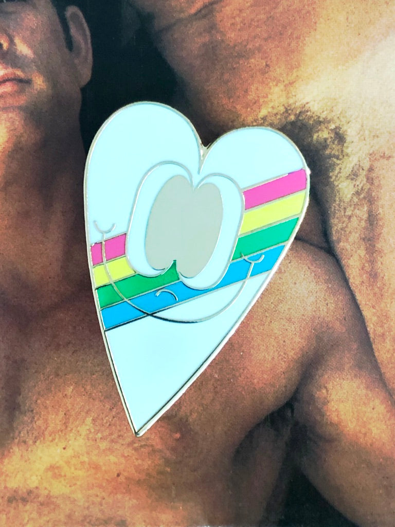 XL RAINBOW HEART PIN