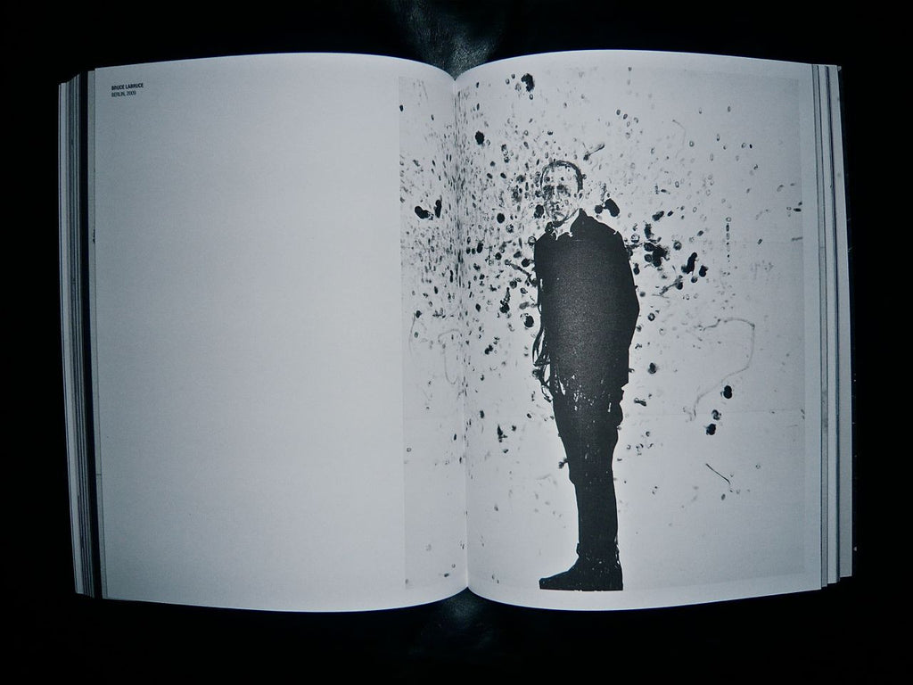 Robert Knoke: Black Material
