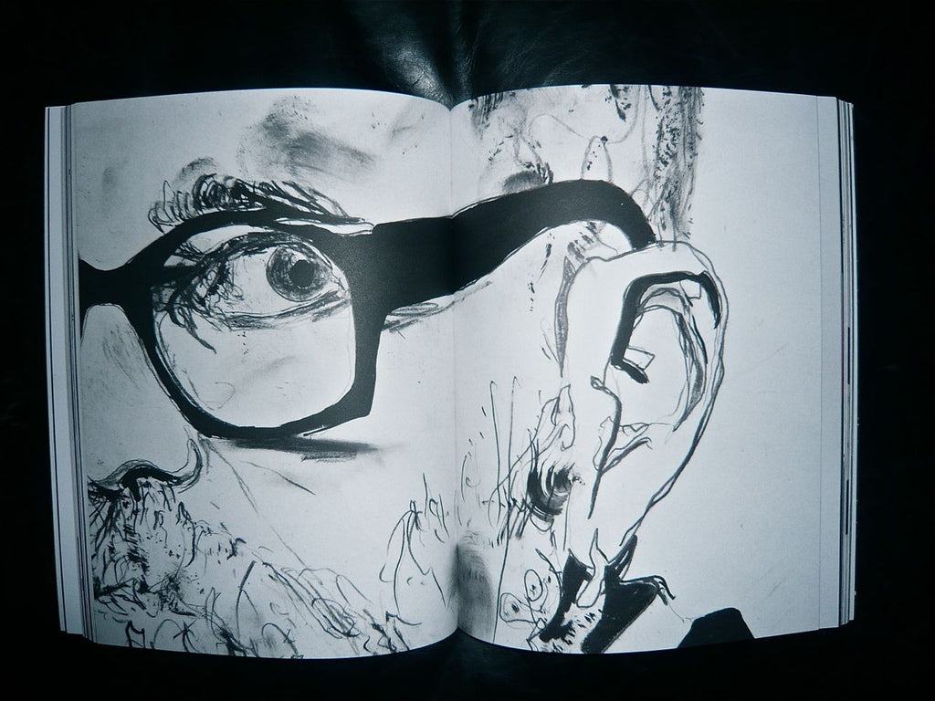 Robert Knoke: Black Material