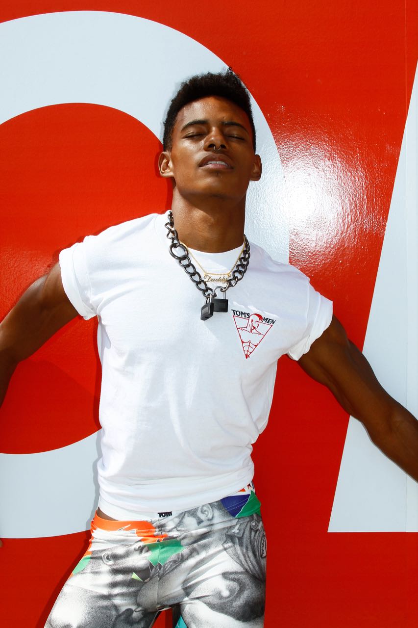 Tom's Men Embroidered T-Shirt