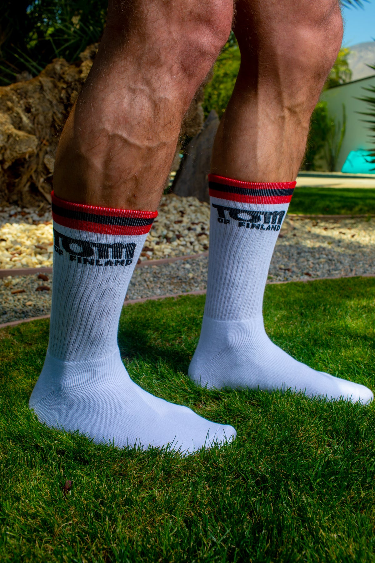 TOM OF FINLAND CALF HIGH SOCKS WHITE LOGO