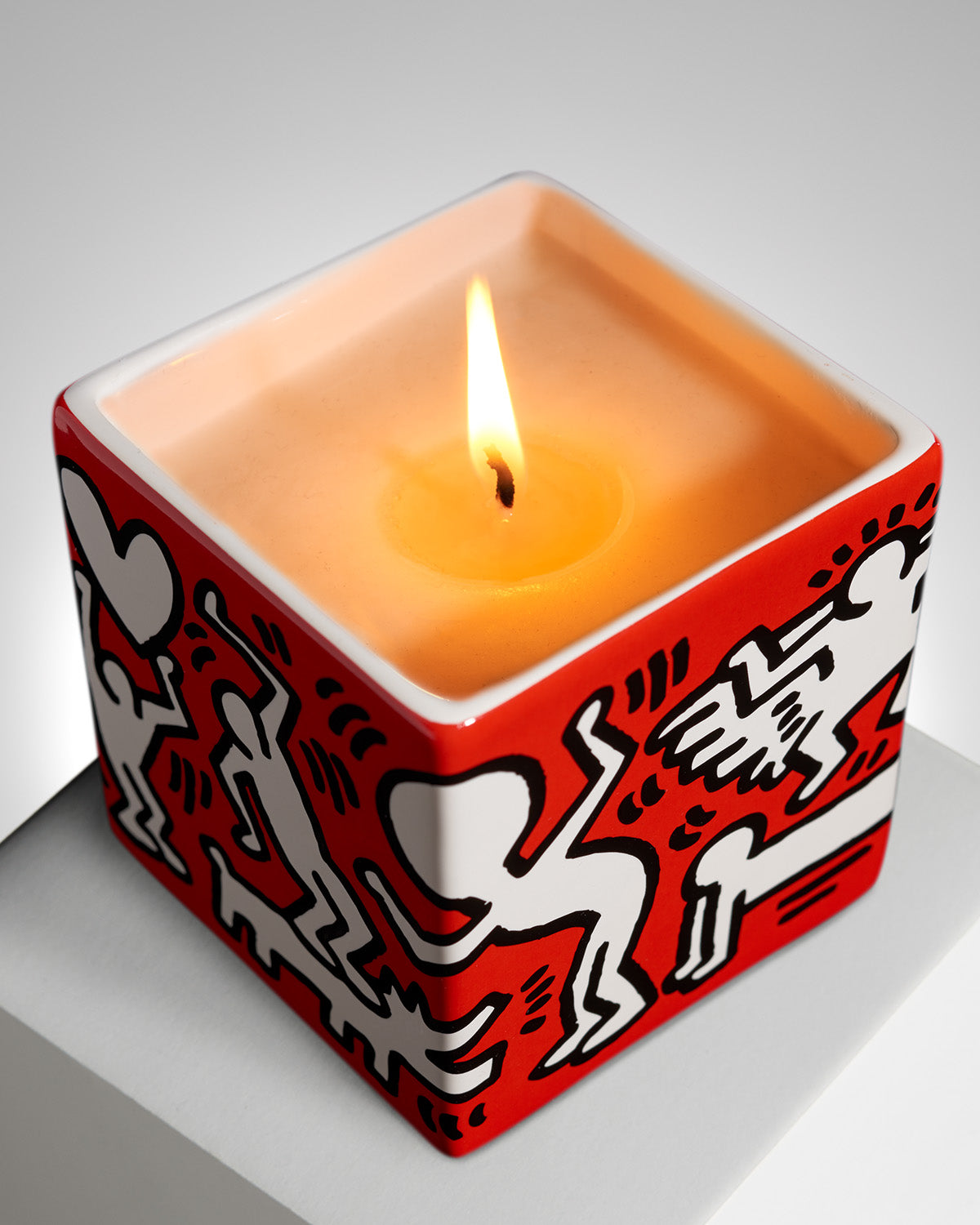 KEITH HARING "WHITE ON RED" SQUARE PERFUMED CANDLE