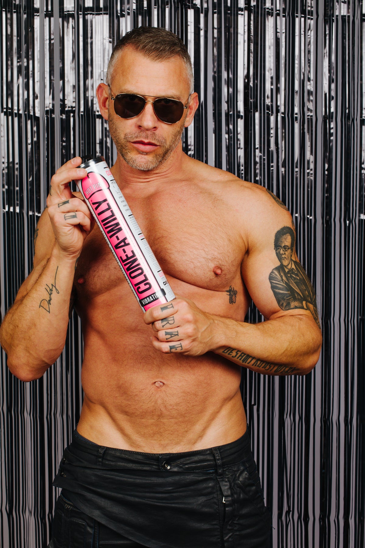 CLONE A WILLY AT HOME PENIS MOLDING KIT - HOT PINK